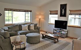Hood River Family Vacation Home